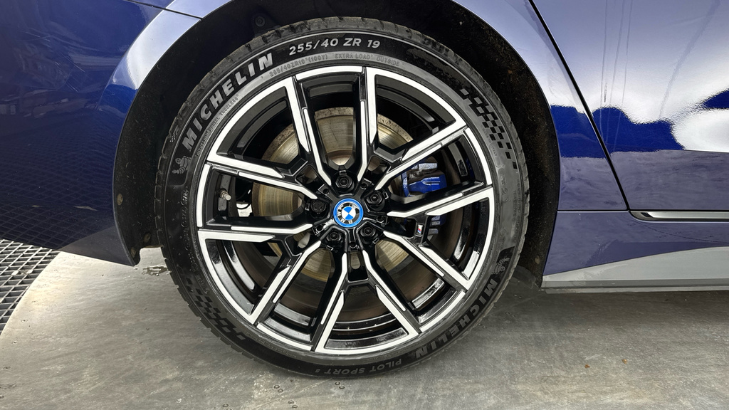 BMW i4 I4 Edrive40 M Sport Blue #17