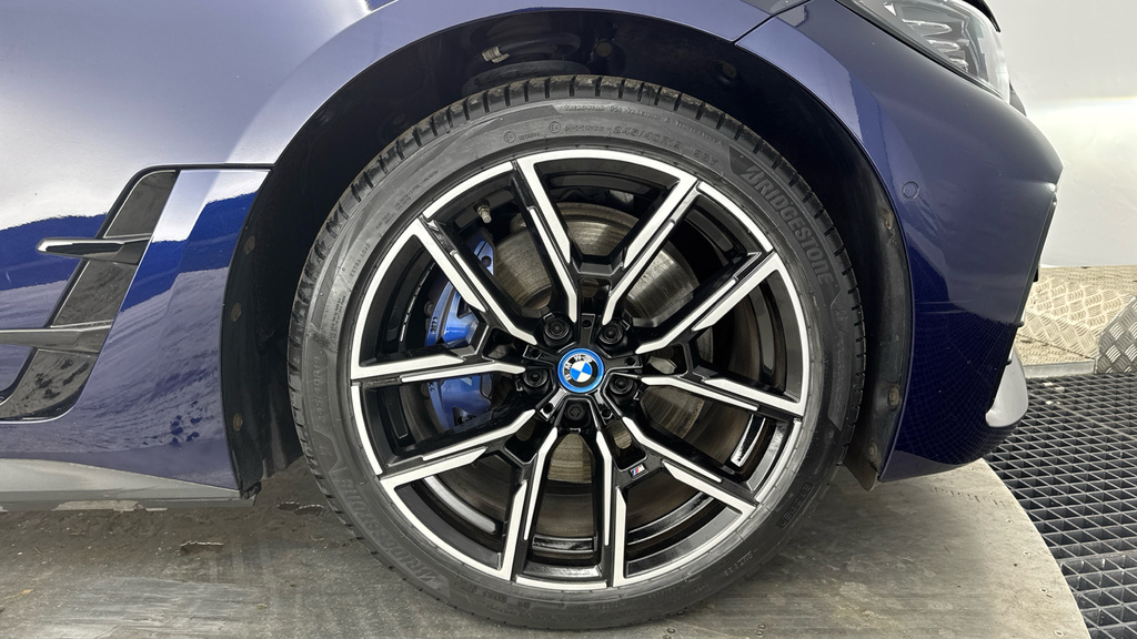 BMW i4 I4 Edrive40 M Sport Blue #18