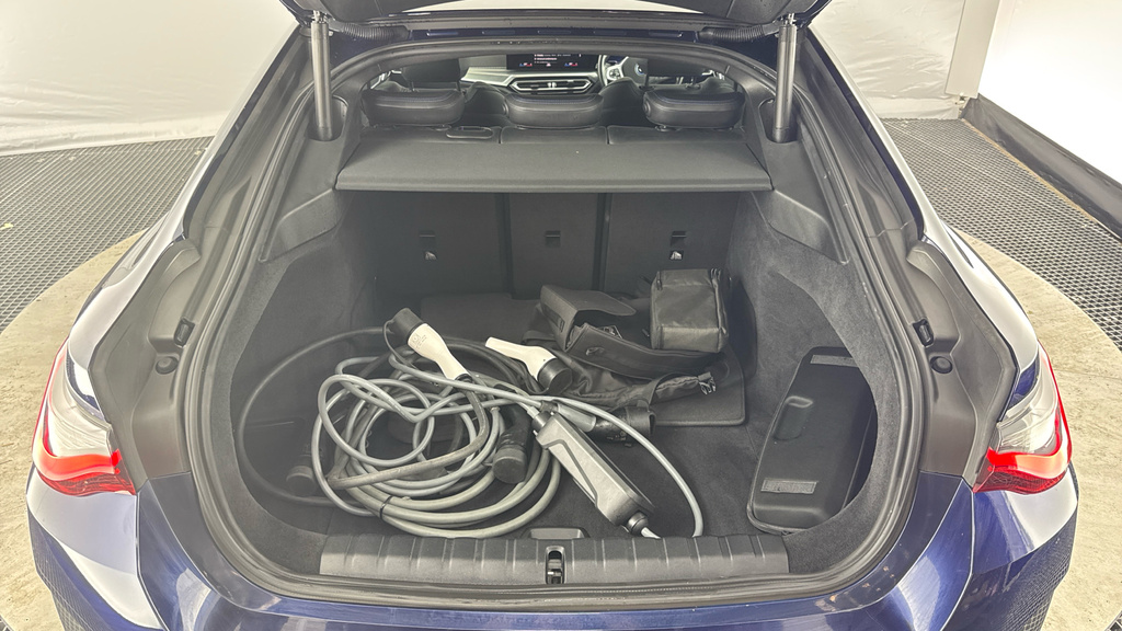 BMW i4 I4 Edrive40 M Sport Blue #15