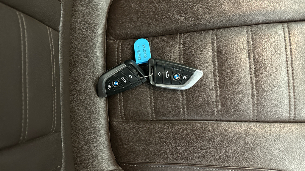 BMW 3 Series 330E M Sport Step Black #32