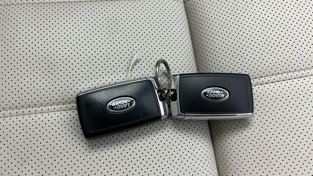 Land Rover Range Rover Velar D200 Mhev R-dynamic Se Blue #36