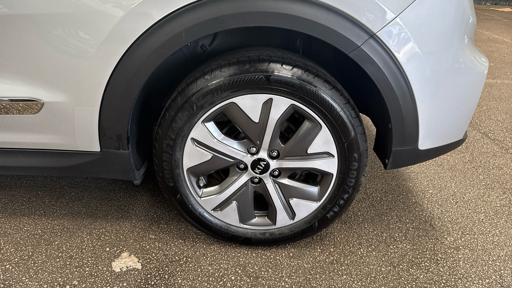 Kia e-Niro 64Kwh 3 Suv Grey #18
