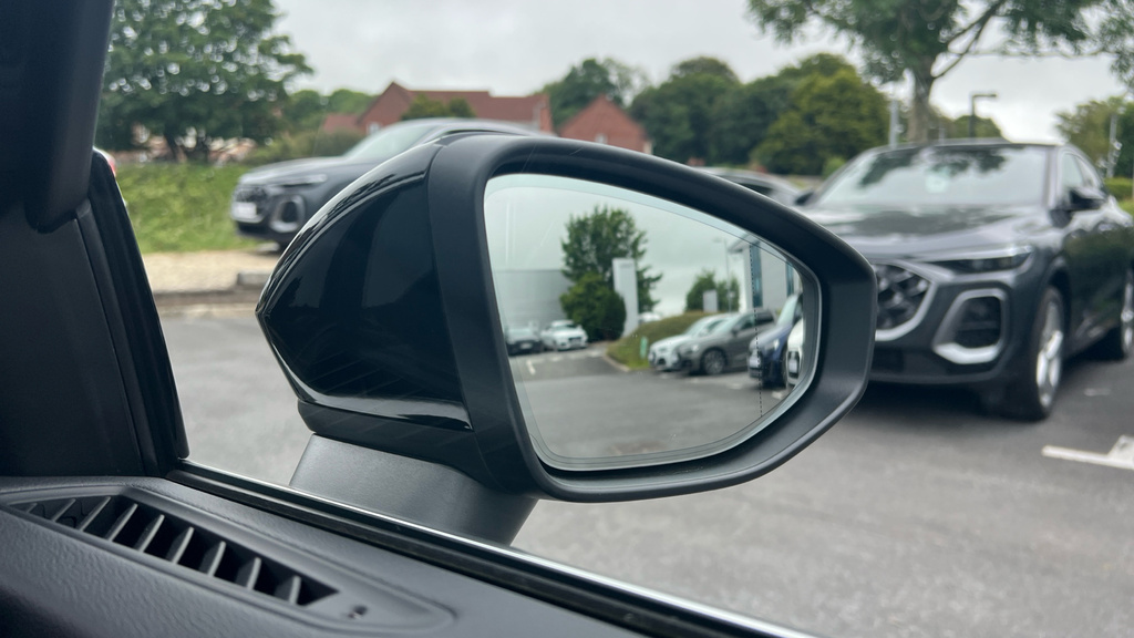 Audi A3 40 Tfsi E Sport S Tronic Grey #44