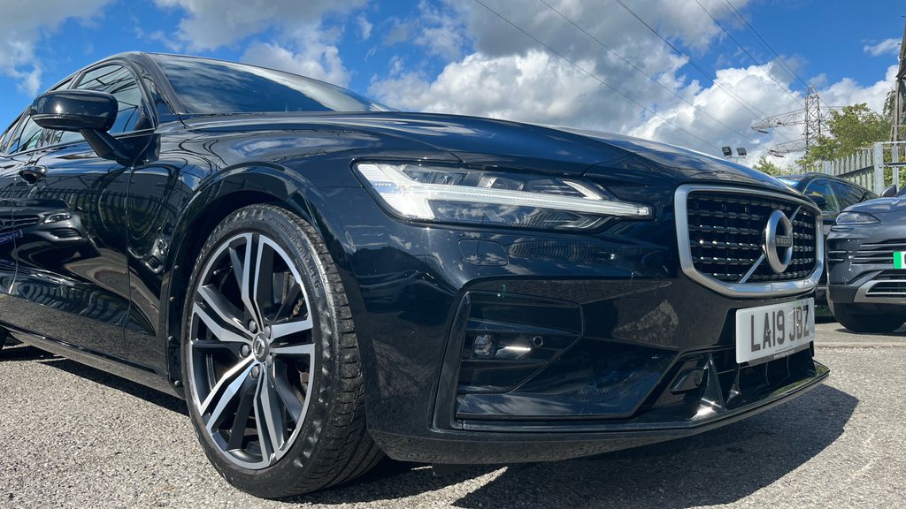 Volvo S60 2.0 T5 R Design Edition Black #22