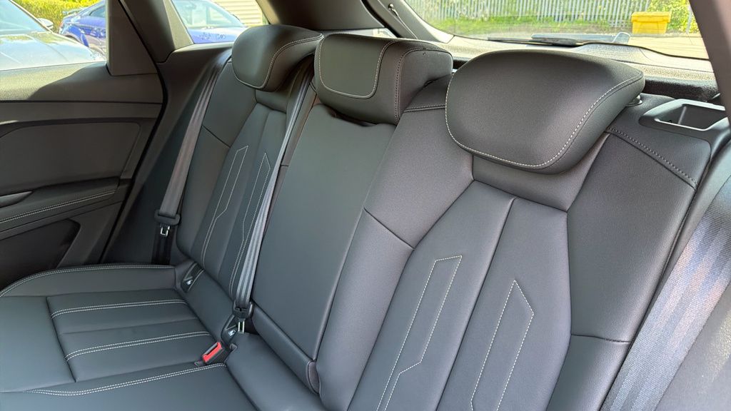 Audi Q4 E Tron 250Kw 55 Quattro 82Kwh S Line Lthtech Blue #14