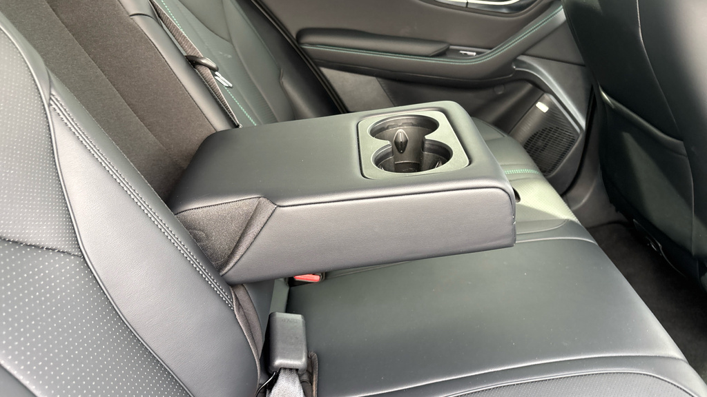 Byd Seal U 1.5 Dm-i Awd Design Black #35