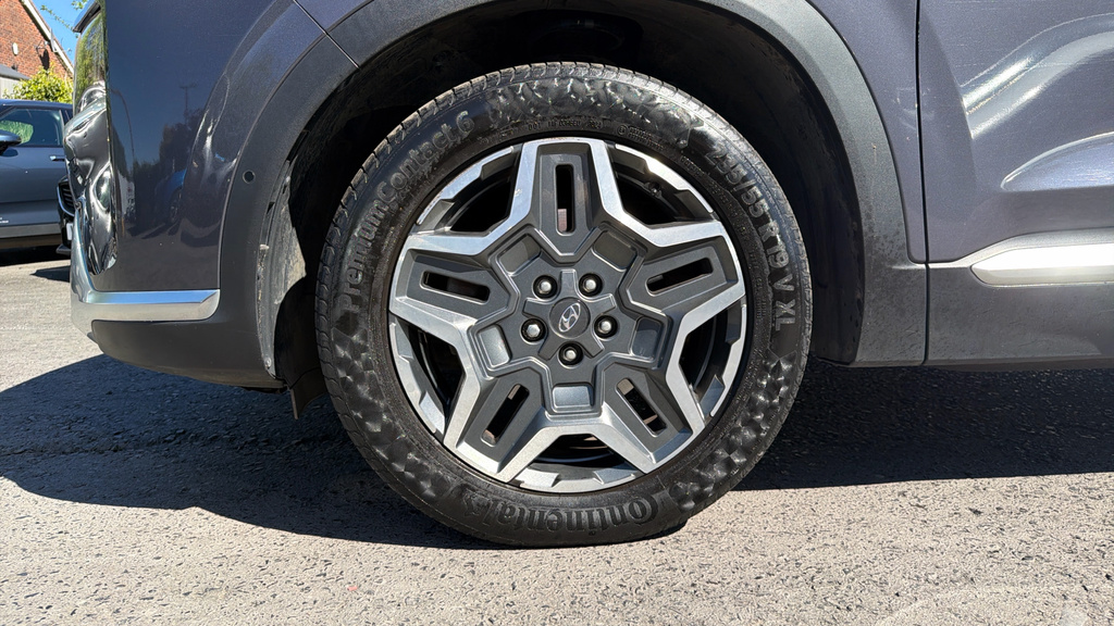 Hyundai Santa Fe Ultimate Black #22