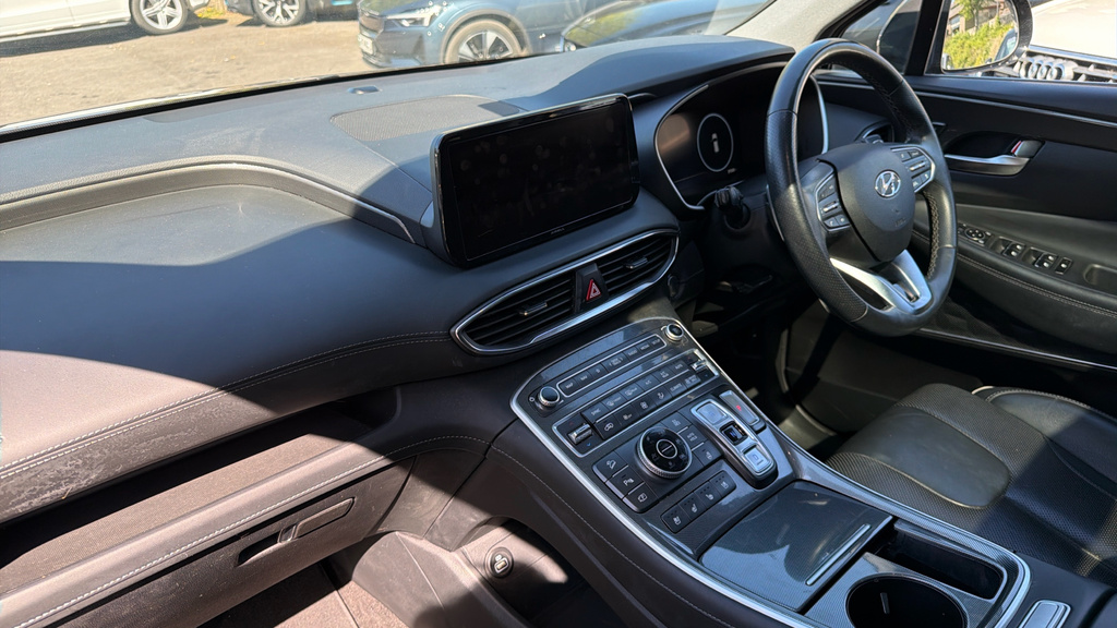 Hyundai Santa Fe Ultimate Black #10