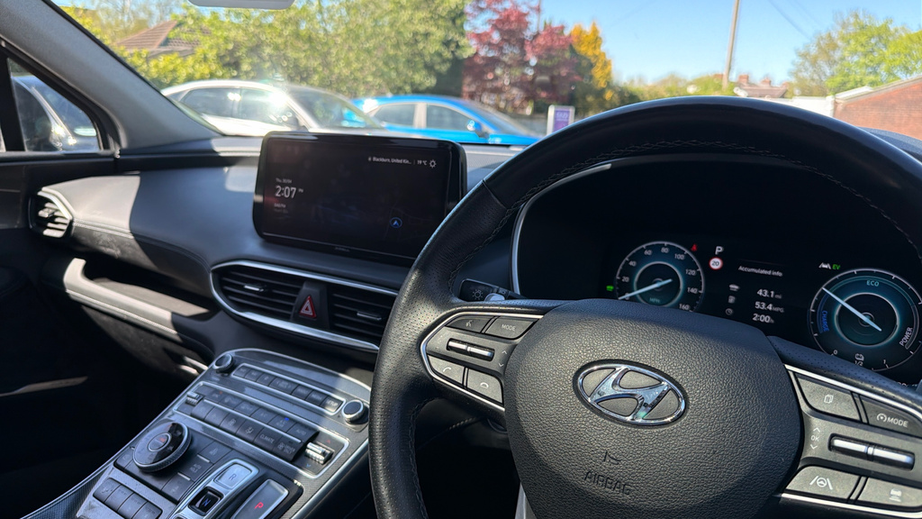 Hyundai Santa Fe Ultimate Black #32