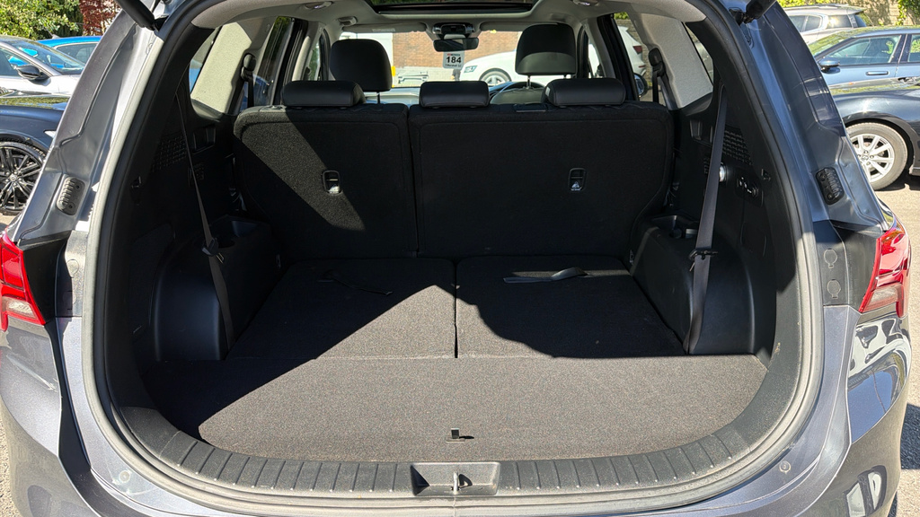 Hyundai Santa Fe Ultimate Black #20