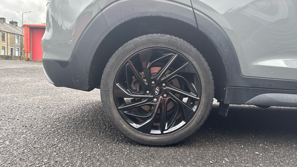 Hyundai Tucson Se Nav Red #19
