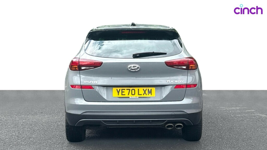 Hyundai Tucson Se Nav Red #4