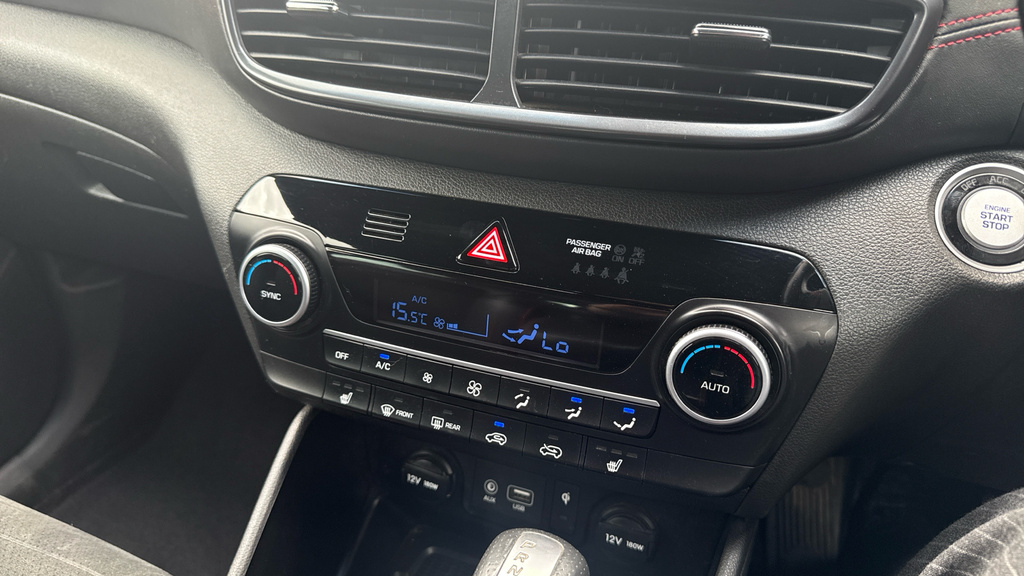 Hyundai Tucson Se Nav Red #32