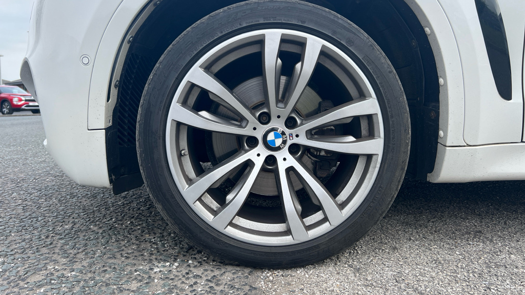 BMW X6 M M Sport White #17