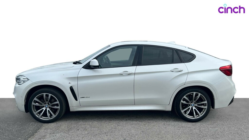 BMW X6 M M Sport White #6