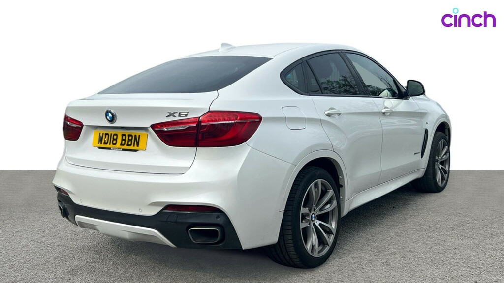 BMW X6 M M Sport White #3