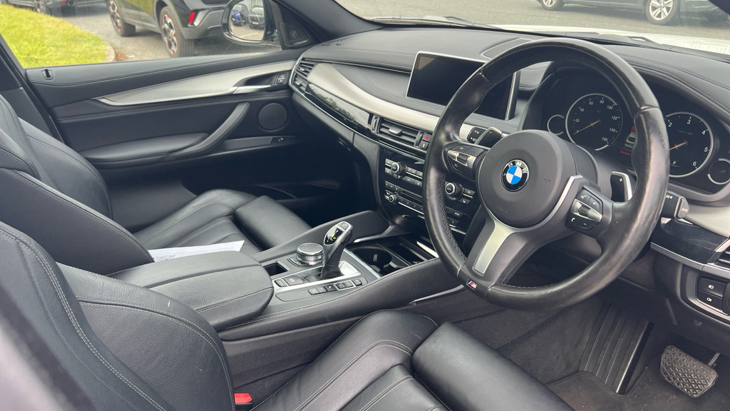 BMW X6 M M Sport White #9