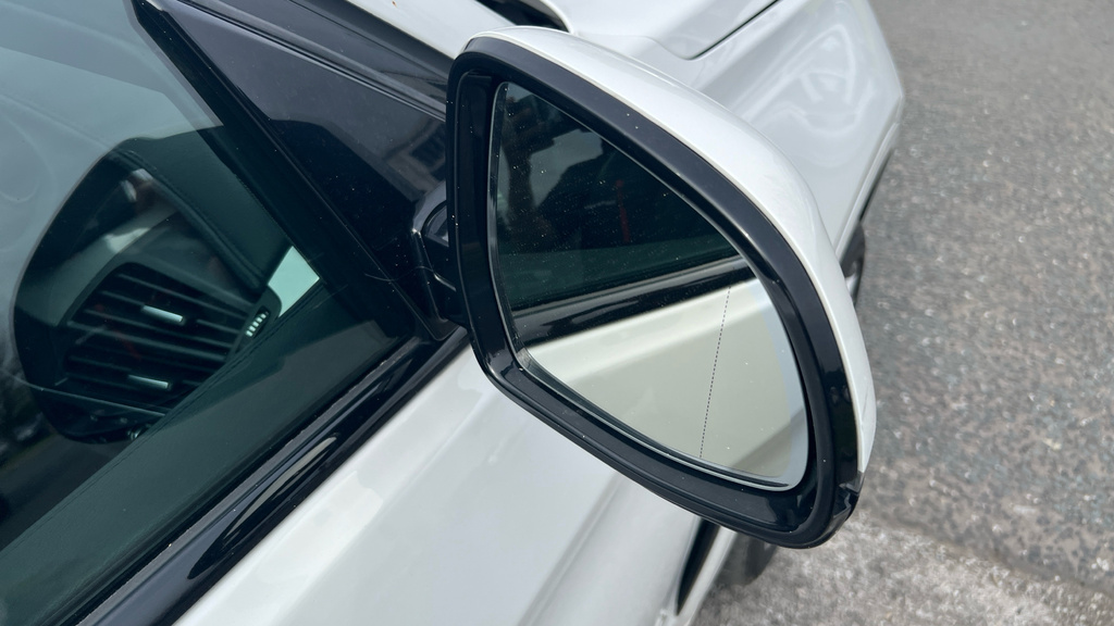 BMW X6 M M Sport White #40