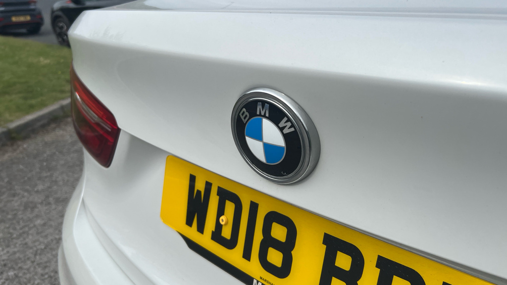 BMW X6 M M Sport White #51