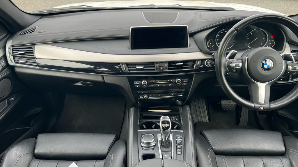 BMW X6 M M Sport White #11
