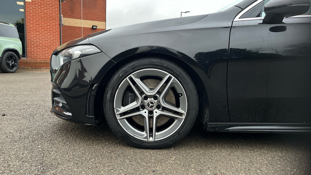 Mercedes-Benz A Class Amg Line Premium  #20