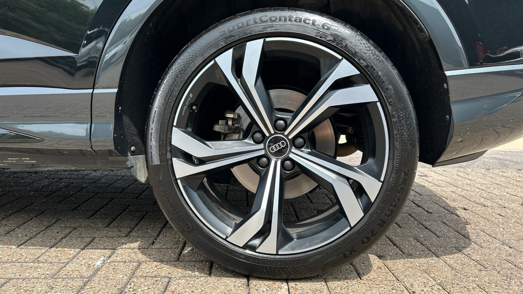 Audi Q3 1.5 Tfsi Cod 35 Black Edition Sportback Grey #22