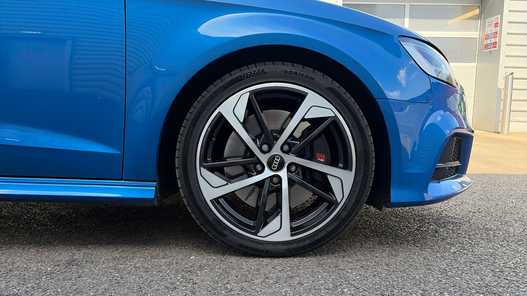 Audi S3 S3 Tfsi Quattro S Tronic #17