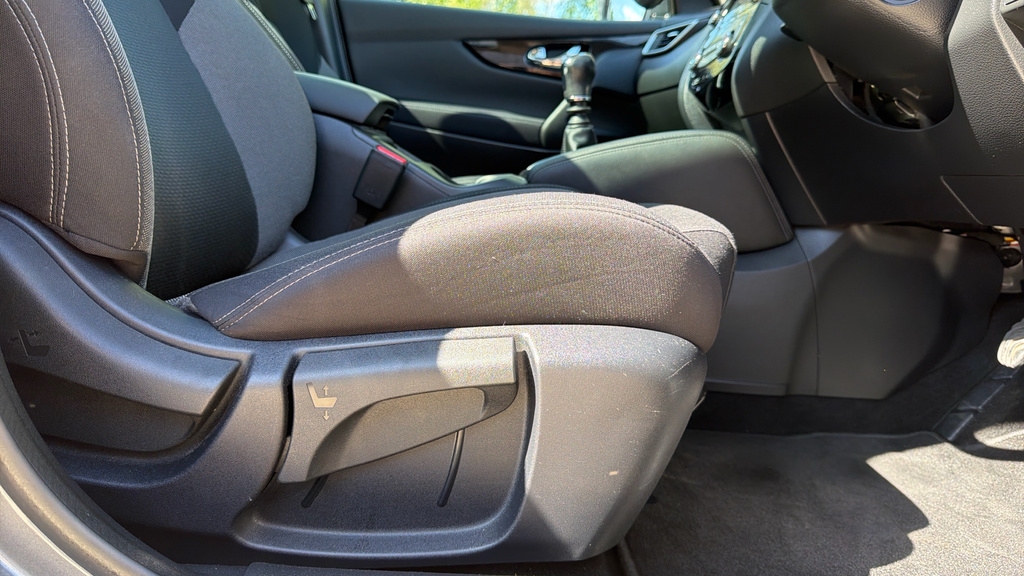 Nissan Qashqai N-connecta Grey #42