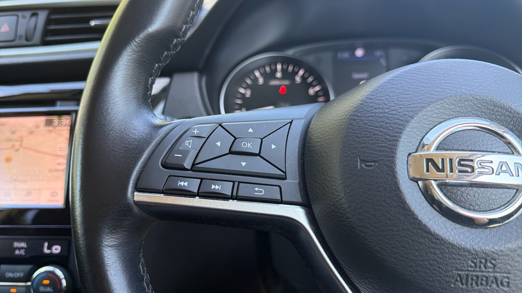 Nissan Qashqai N-connecta Grey #35