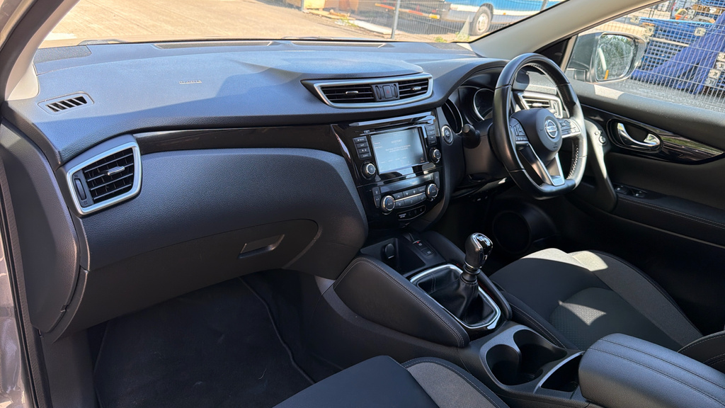 Nissan Qashqai N-connecta Grey #10