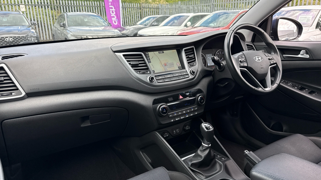 Hyundai Tucson  Blue #10