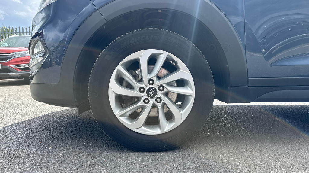 Hyundai Tucson  Blue #19