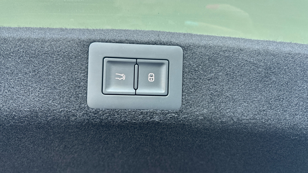 Byd Seal 390Kw Excellence Awd 83Kwh White #48