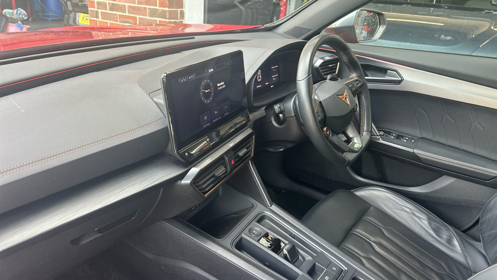 Cupra Formentor 1.5 Tsi V2 Suv Dsg Black #12