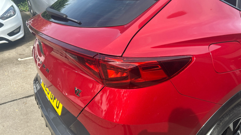 Cupra Formentor 1.5 Tsi V2 Suv Dsg Black #35