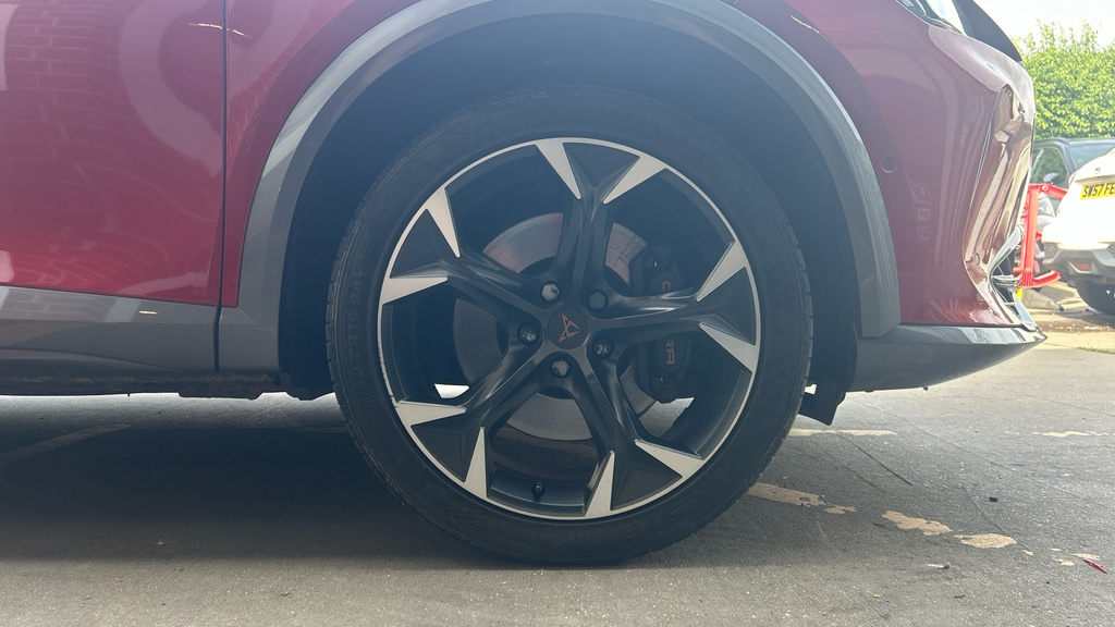 Cupra Formentor 1.5 Tsi V2 Suv Dsg Black #30