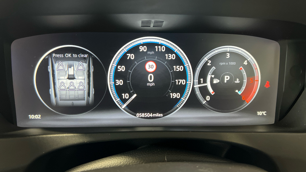 Jaguar F-Pace 2.0 R-sport Awd 177 Bhp Black #17