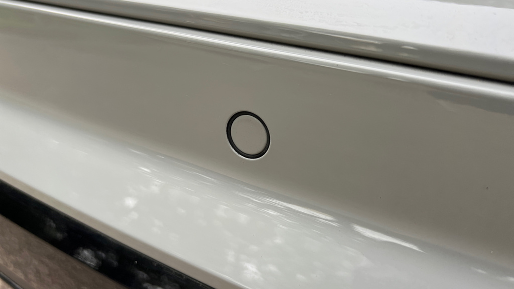 Skoda ENYAQ Edition White #4