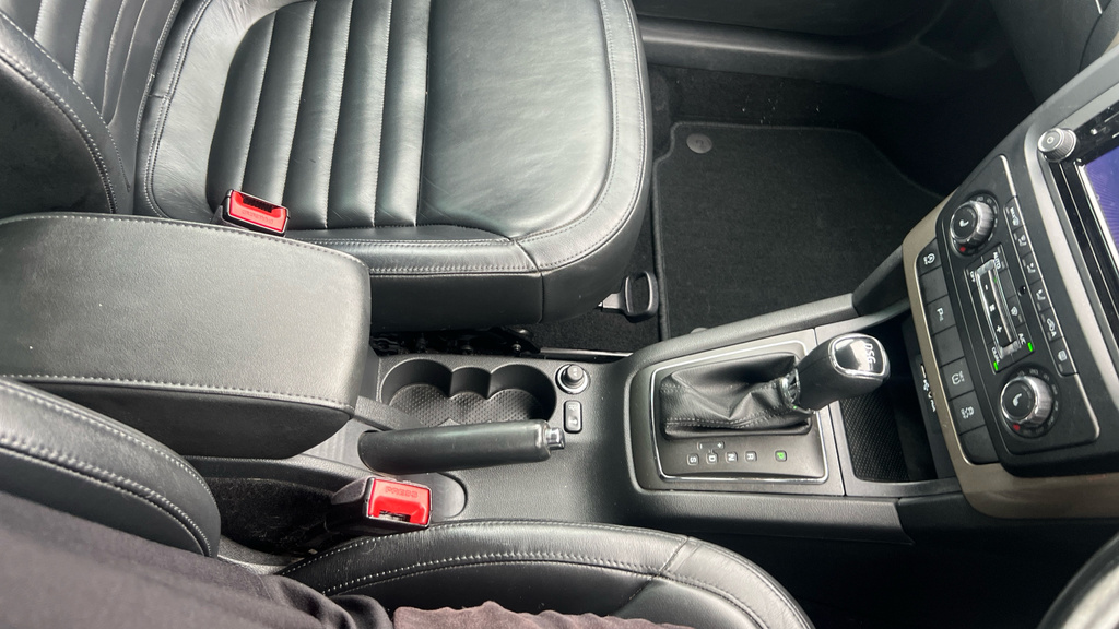 Skoda Yeti Se Drive Silver #42