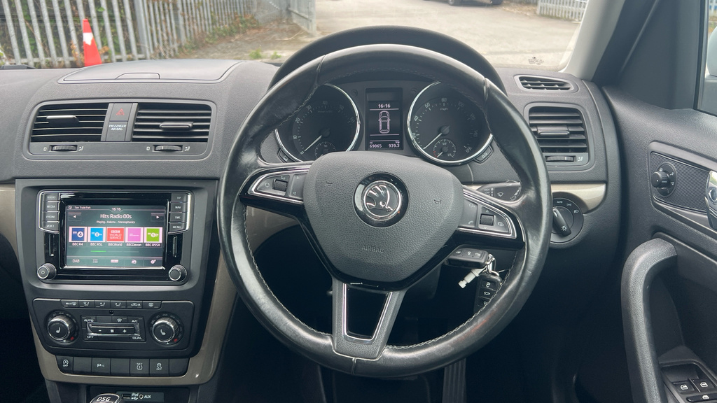 Skoda Yeti Se Drive Silver #30