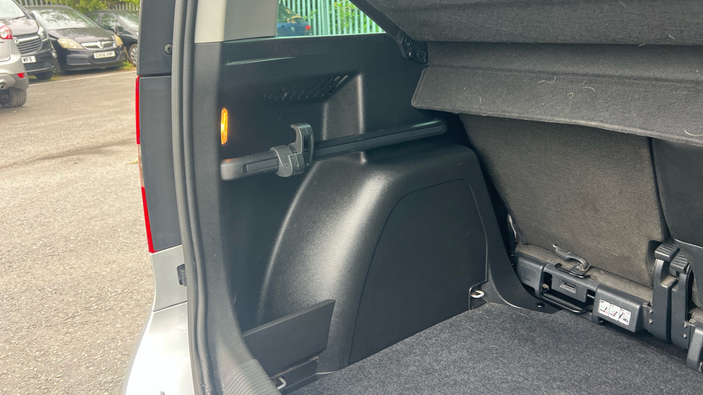 Skoda Yeti Se Drive Silver #27