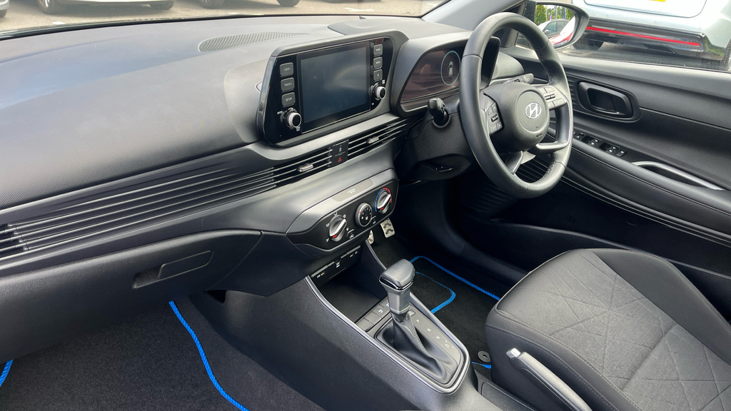 Hyundai Bayon Se Connect Blue #10