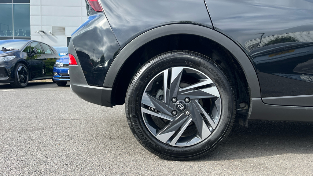 Hyundai Bayon Se Connect Blue #19