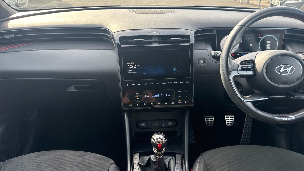 Hyundai Tucson Ultimate Black #11