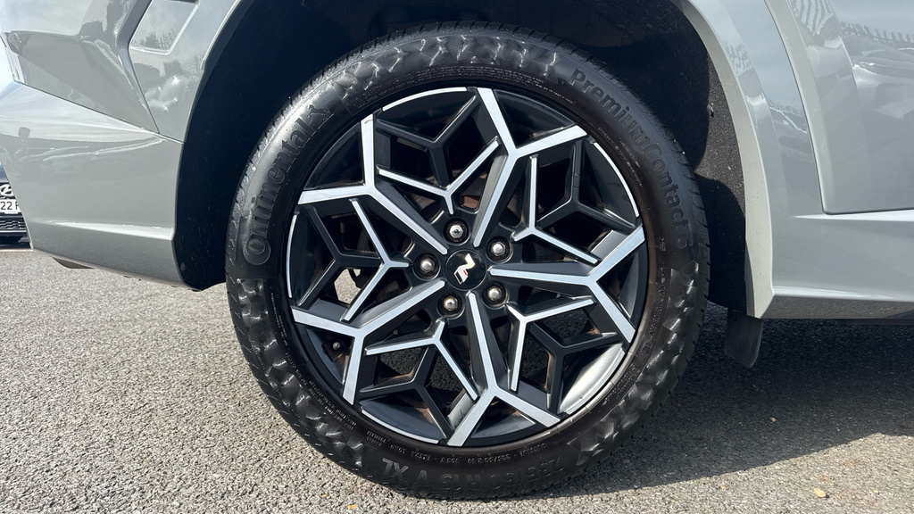 Hyundai Tucson Ultimate Black #19
