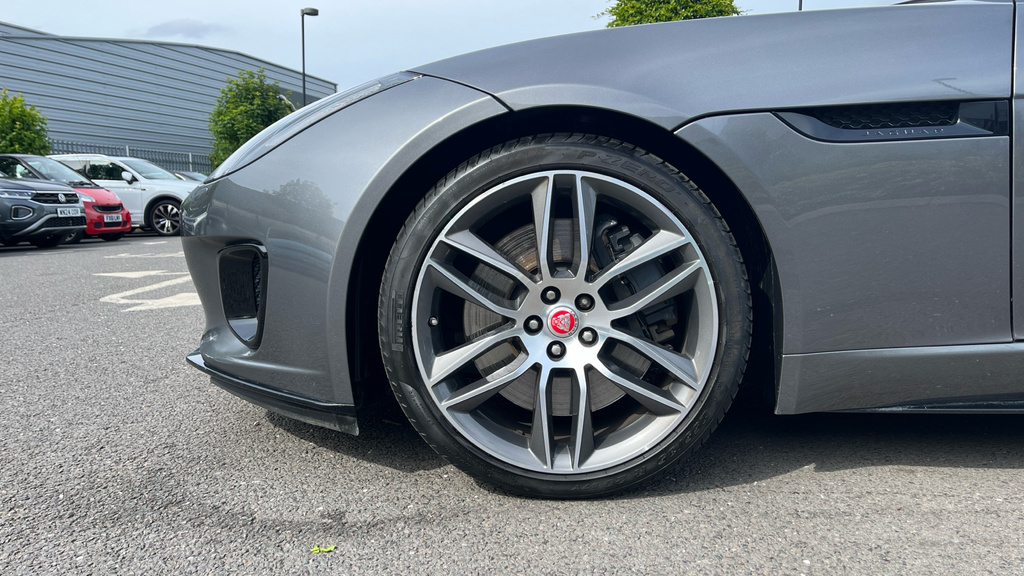 Jaguar F-Type 3.0 380 Supercharged V6 R-dynamic  #17