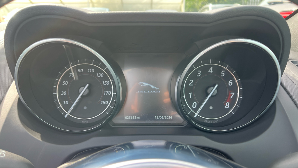 Jaguar F-Type 3.0 380 Supercharged V6 R-dynamic  #13