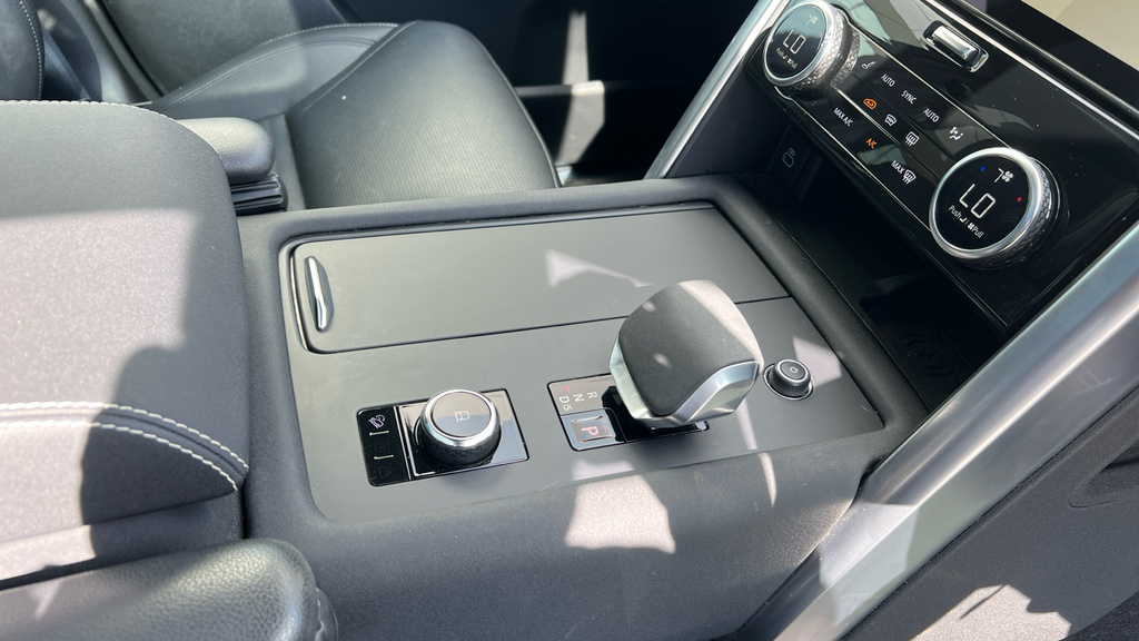 Land Rover Discovery R-dynamic Hse Black #60