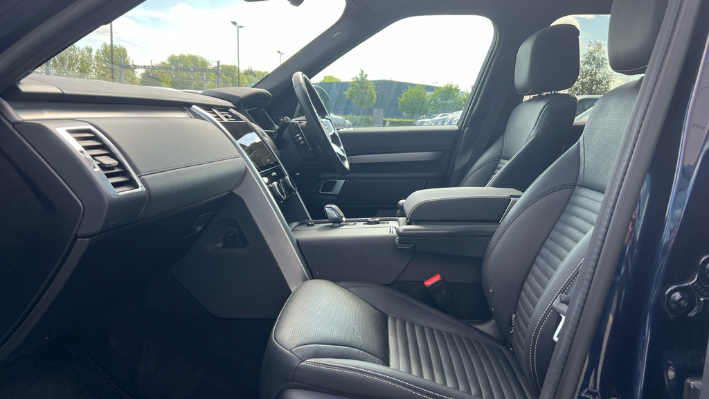Land Rover Discovery R-dynamic Hse Black #32