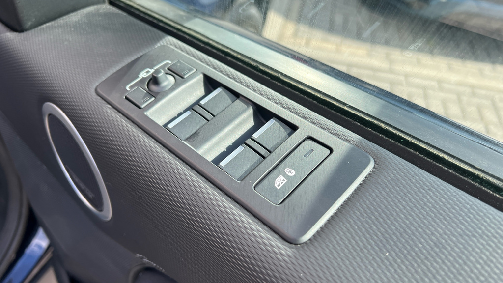Land Rover Discovery R-dynamic Hse Black #66